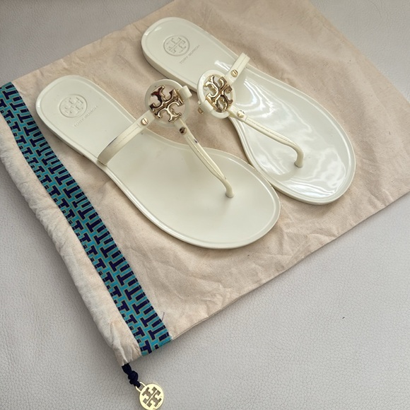 Tory Burch sandals - Picture 2 of 4